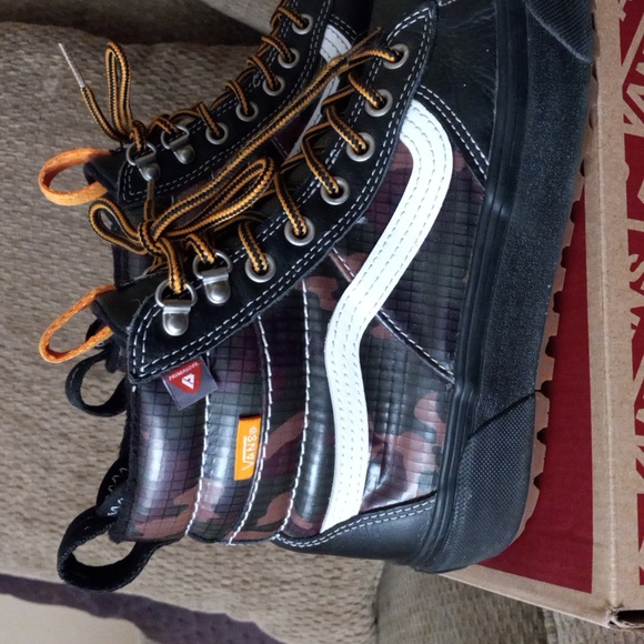 Vans Sk8-Hi MTE 2.0 DX Ultra Cush Camo Size 8 - Picture 3 of 10